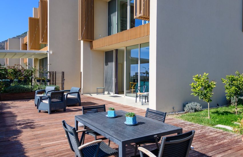 Azure-155A-Photo Cover-min